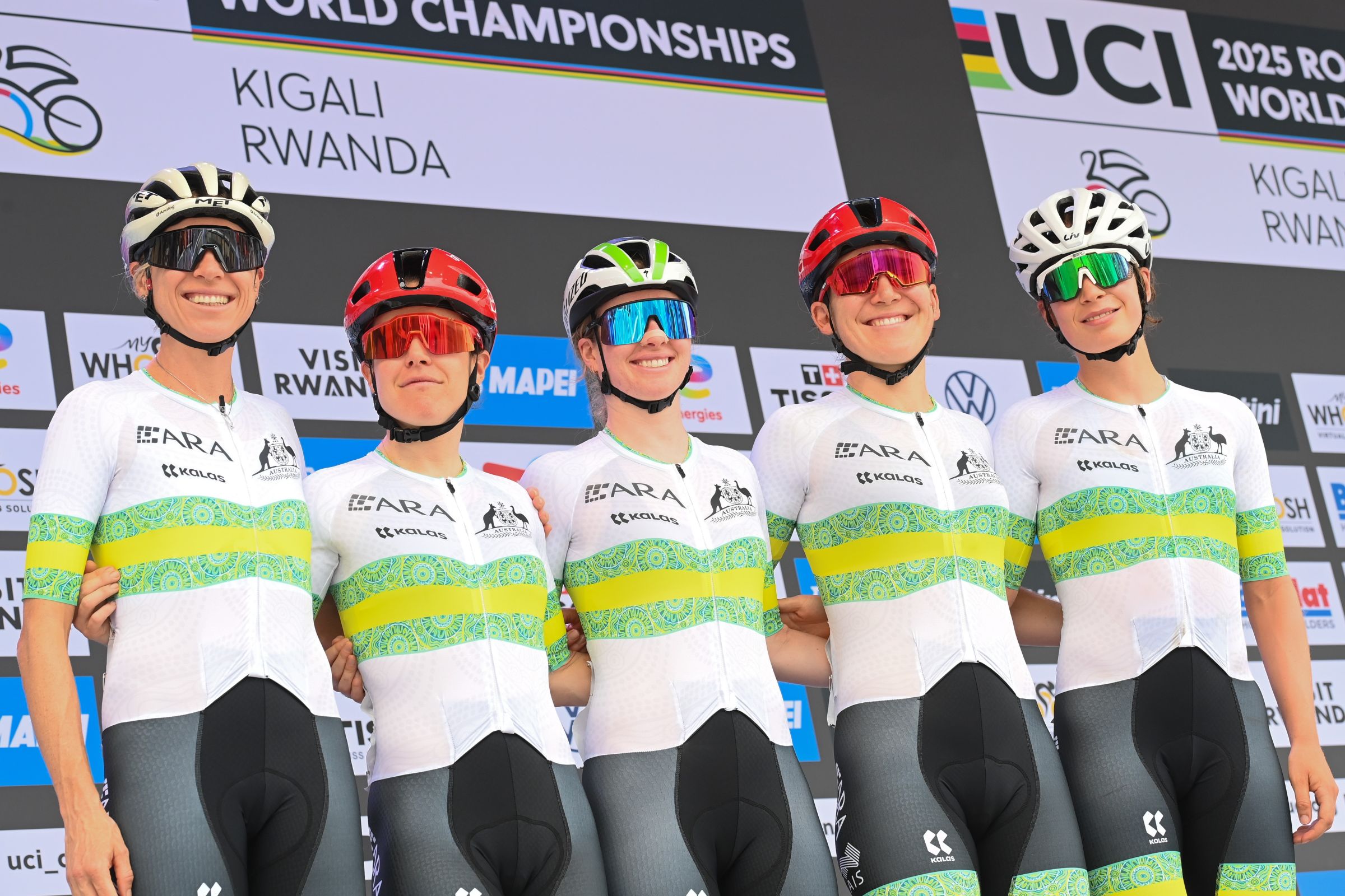 2025 UCI Road World Championships - Kigali Convention Centre, Kigali, Rwanda - Women Elite Road Race - Brodie Chapman (Australia), Lauretta Hanson (Australia), Alexandra Grace Manly (Australia), Ruby Roseman-Gannon (Australia), Amanda Spratt (Australia)